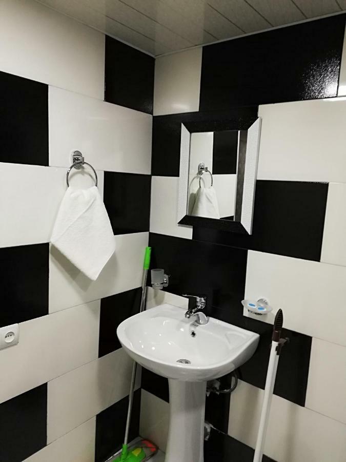 Bella Apartment Тбилиси Екстериор снимка